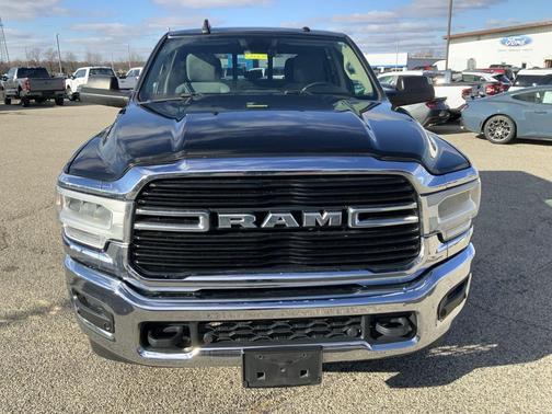 2019 RAM 2500 Big Horn Crew Cab 4x4 6'4' Box