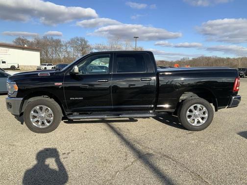 2019 RAM 2500 Big Horn Crew Cab 4x4 6'4' Box