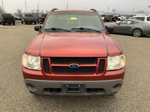 2002 Ford Explorer Sport Trac Base