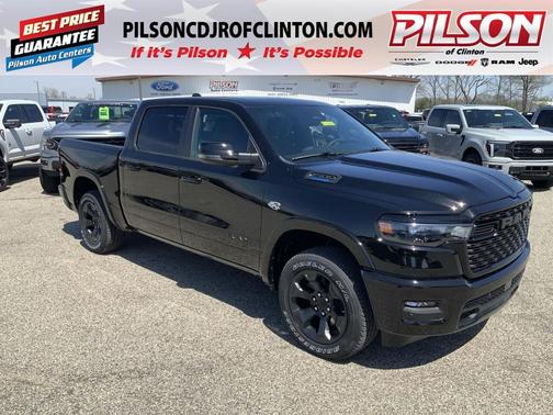 Diamond Black Crystal Pearlcoat 2026 RAM 1500 Big Horn/Lone Star