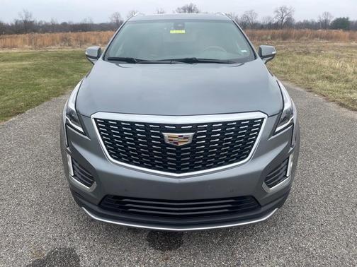 Photo 2 of 36 of 2021 Cadillac XT5 Premium Luxury