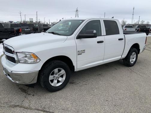2023 RAM 1500 Classic SLT