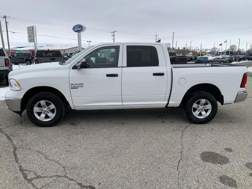 2023 RAM 1500 Classic SLT