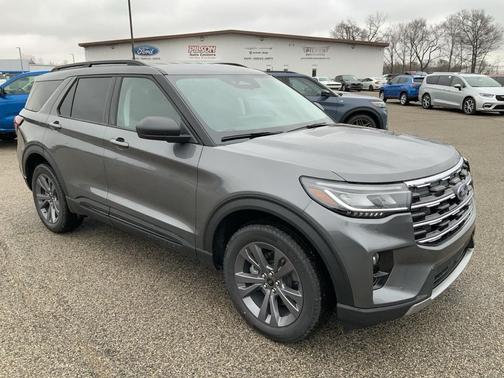 Carbonized Gray Metallic 2026 Ford Explorer Active w/200A Pkg