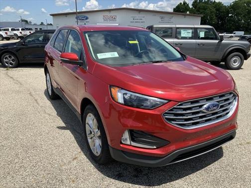2023 Ford Edge Titanium