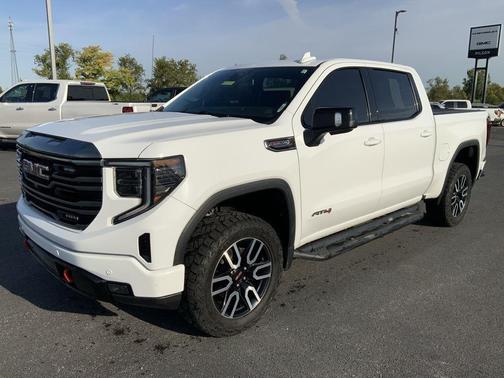 2023 GMC Sierra 1500 AT4