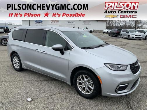 2023 Chrysler Pacifica Touring L