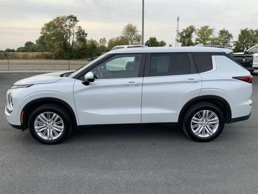 2023 Mitsubishi Outlander ES 2.5 S-AWC
