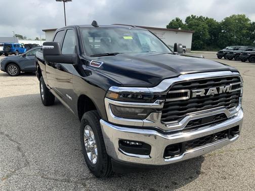 2025 RAM 2500 Big Horn Crew Cab 4x4 6'4' Box
