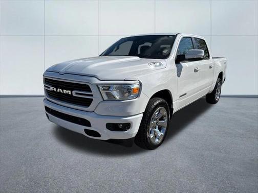 2021 RAM 1500 Big Horn Crew Cab 4x4 57' Box