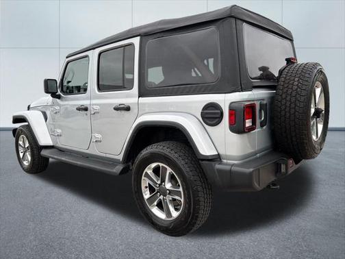 2022 Jeep Wrangler Unlimited Sahara 4x4