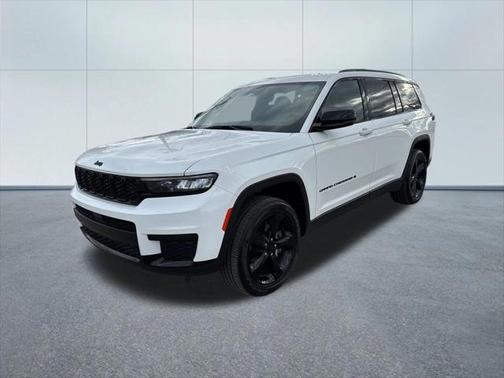 2023 Jeep Grand Cherokee L Altitude 4x4
