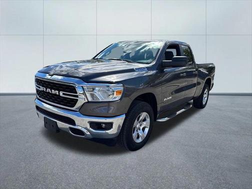 2022 RAM 1500 Big Horn Quad Cab 4x4 64' Box