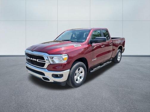 2020 RAM 1500 Big Horn Quad Cab 4x4 64' Box