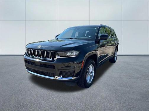 2023 Jeep Grand Cherokee L Laredo 4x4
