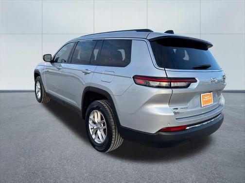 2021 Jeep Grand Cherokee L Laredo 4x4