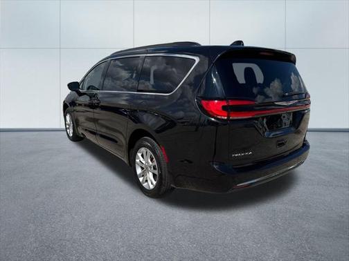 2021 Chrysler Pacifica Touring AWD