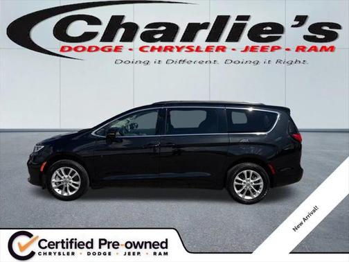 2021 Chrysler Pacifica Touring AWD