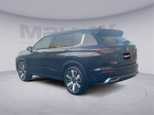2025 Mitsubishi Outlander SEL