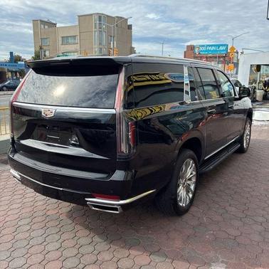 2022 Cadillac Escalade ESV Premium Luxury