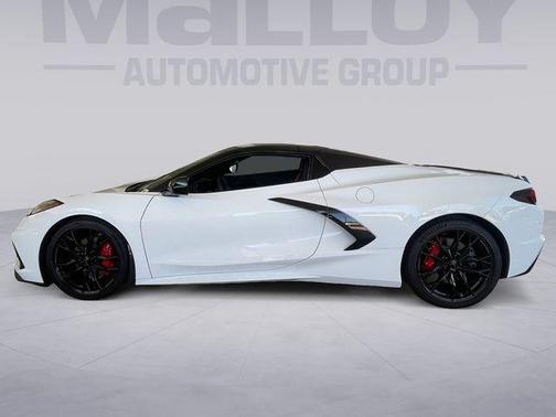 Arctic White 2024 Chevrolet Corvette Stingray w/2LT