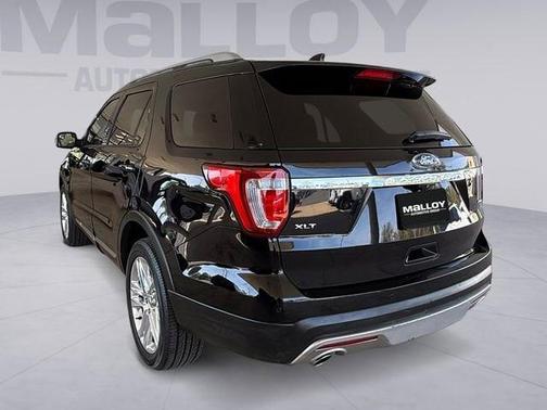 SHADOW BLACK 2017 Ford Explorer XLT