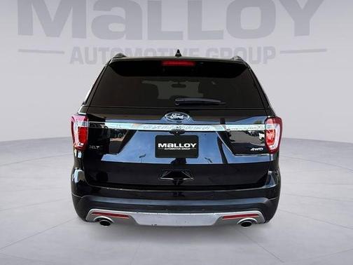 SHADOW BLACK 2017 Ford Explorer XLT