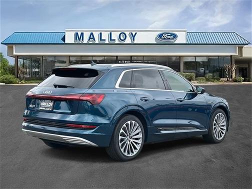 2019 Audi e-tron Prestige