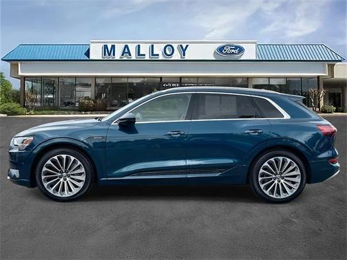 2019 Audi e-tron Prestige