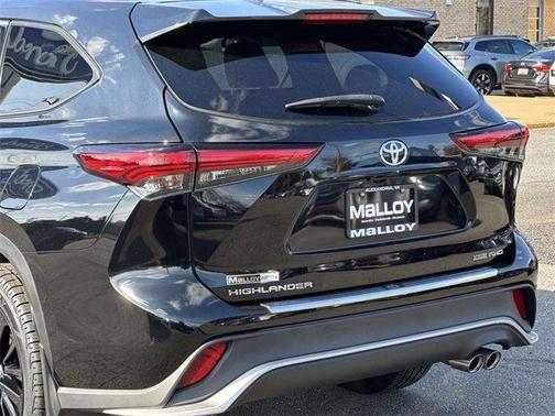 2023 Toyota Highlander XSE