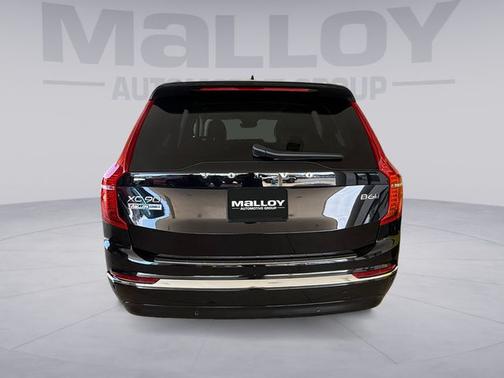 Onyx Black Metallic 2023 Volvo XC90 B6 PLUS 7-SEATER