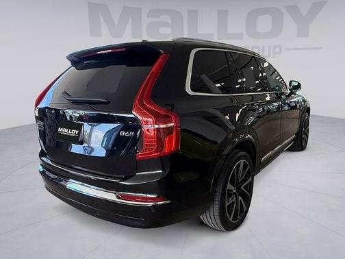 Onyx Black Metallic 2023 Volvo XC90 B6 PLUS 7-SEATER