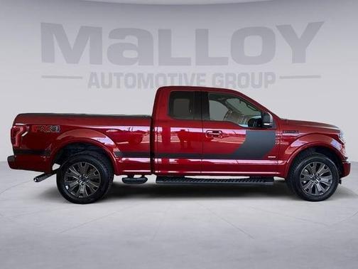 Ruby Red Metallic Tinted Clearcoat 2017 Ford F-150 XLT