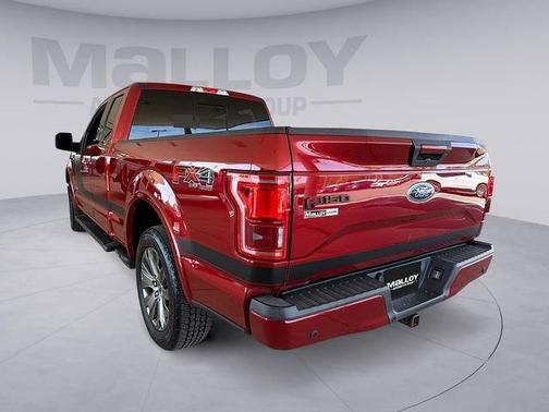 Ruby Red Metallic Tinted Clearcoat 2017 Ford F-150 XLT