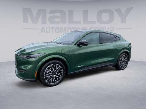 ERUPTION GREEN METALLIC 2025 Ford Mustang Mach-E PREMIUM