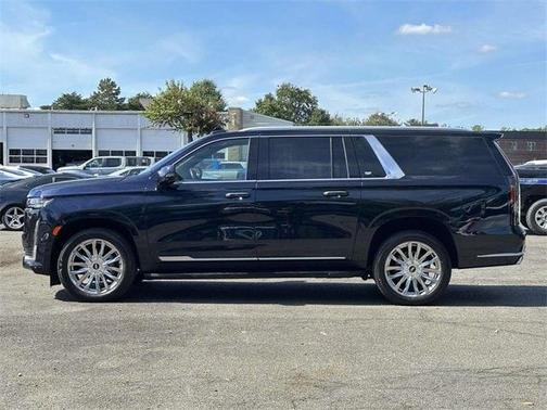 2023 Cadillac Escalade ESV Premium Luxury