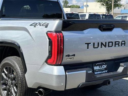 2024 Toyota Tundra Hybrid Platinum
