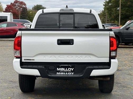 2022 Toyota Tacoma SR