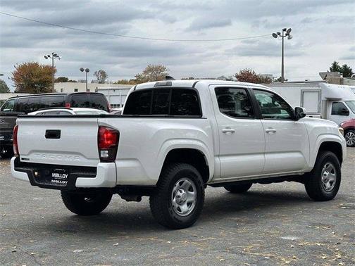 2022 Toyota Tacoma SR