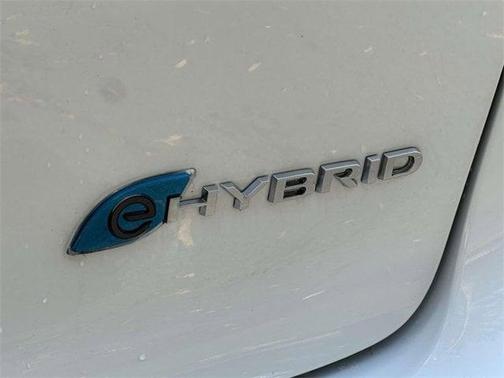 2024 Chrysler Pacifica Hybrid Pinnacle