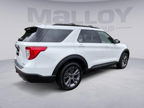 STAR WHITE MET TRI-COAT 2023 Ford Explorer XLT