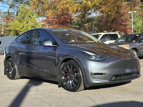 2023 Tesla Model Y Performance
