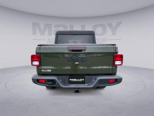 Sarge Green Clearcoat 2023 Jeep Gladiator Sport
