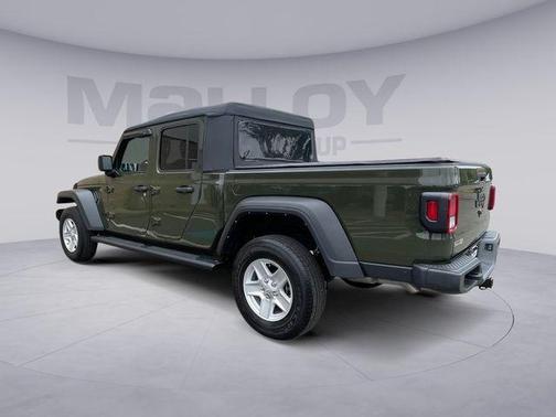 Sarge Green Clearcoat 2023 Jeep Gladiator Sport
