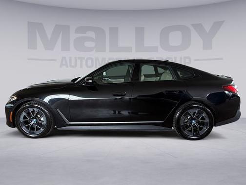 Black Sapphire Metallic 2023 BMW i4 Gran Coupe EDRIVE35