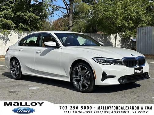2022 BMW 330 i xDrive