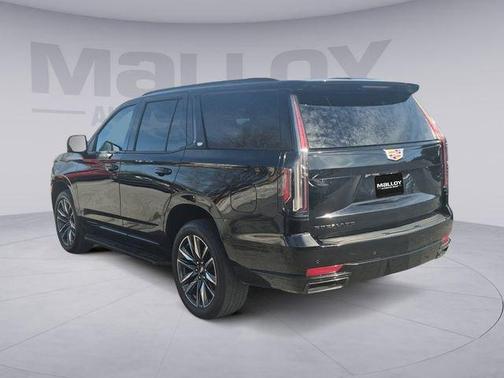 2022 Cadillac Escalade Sport