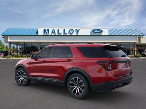 2025 Ford Explorer ST-Line