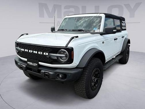 Oxford White 2023 Ford Bronco Wildtrak