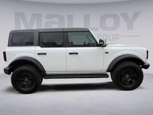 Oxford White 2024 Ford Bronco Wildtrak